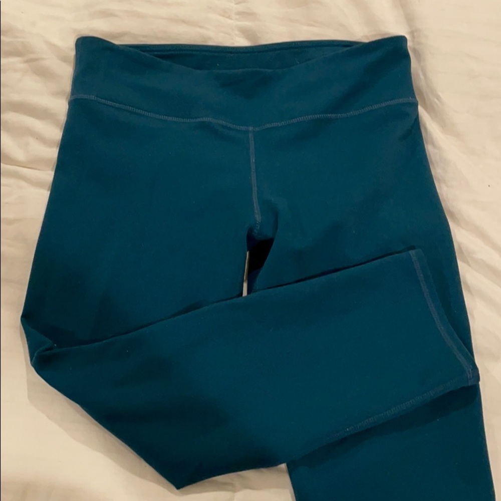 Fabletics Capri - image 2